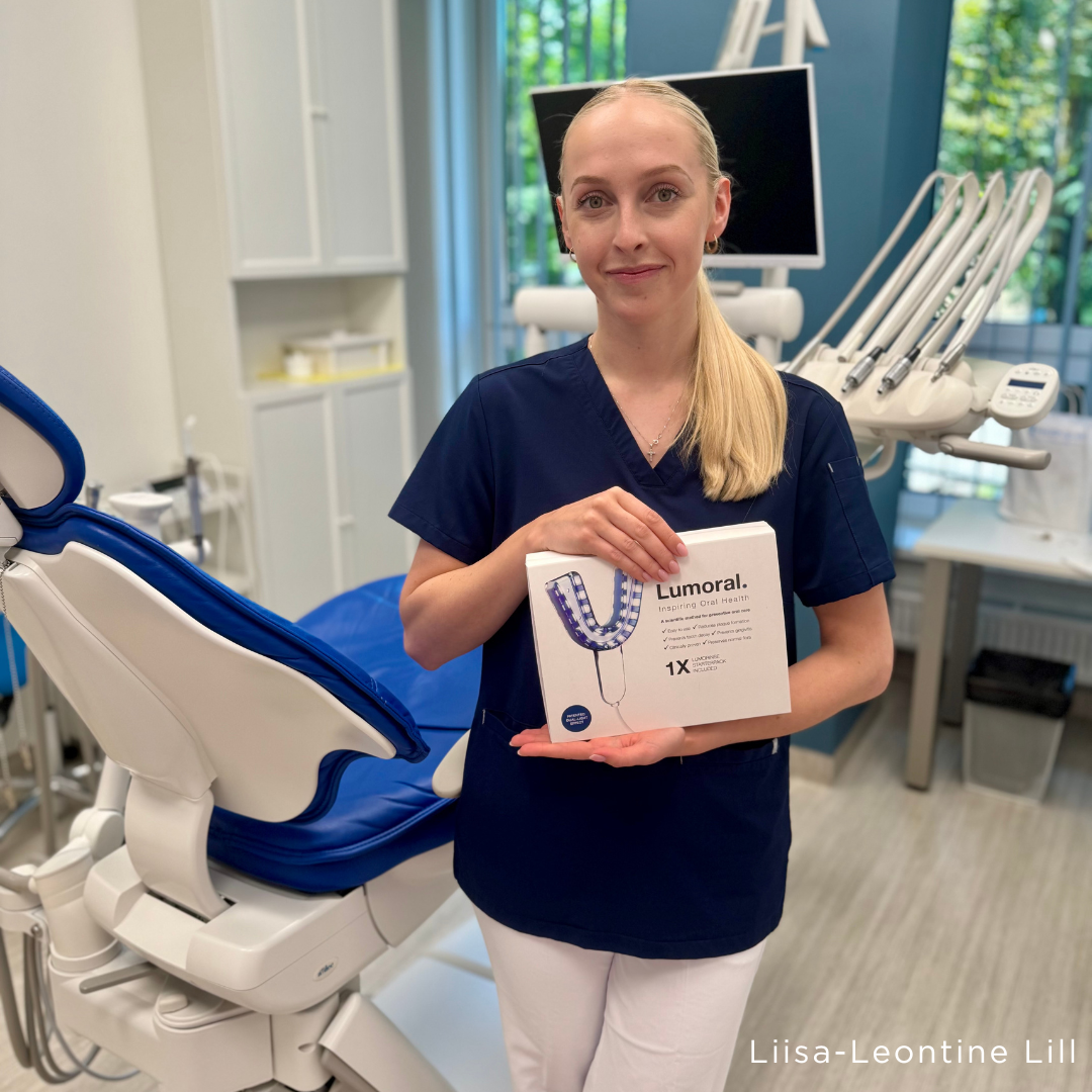 Red White Minimalist Shoes Sale Promotion Instagram Post 2 lumoral