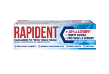 Rapident proteesiliim-proteeside puhastamiseks